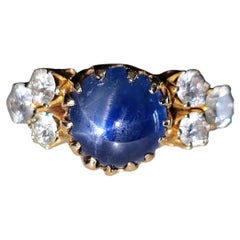 Anillo con un raro zafiro azul estrella natural de Birmania (Mogok) y diamantes — 10,18 ct, sin tratamiento térmico