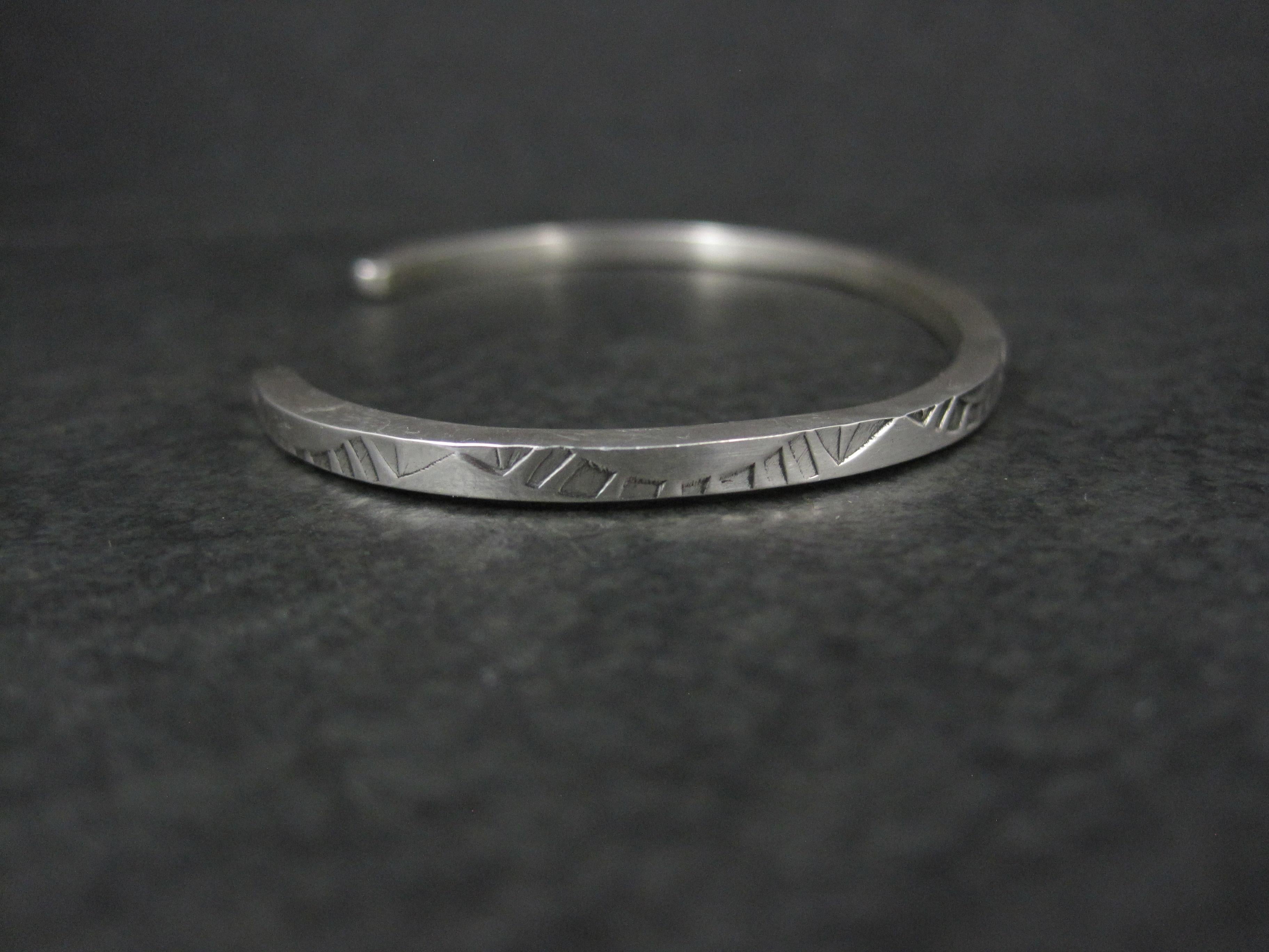 Bracciale in argento vintage del sud-ovest da 6 pollici TAHE In condizioni ottime in vendita a Webster, SD