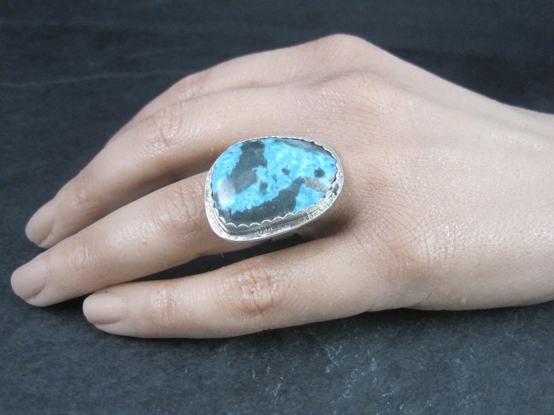Anello di turchese d'epoca in argento Navajo misura 7 in vendita 2