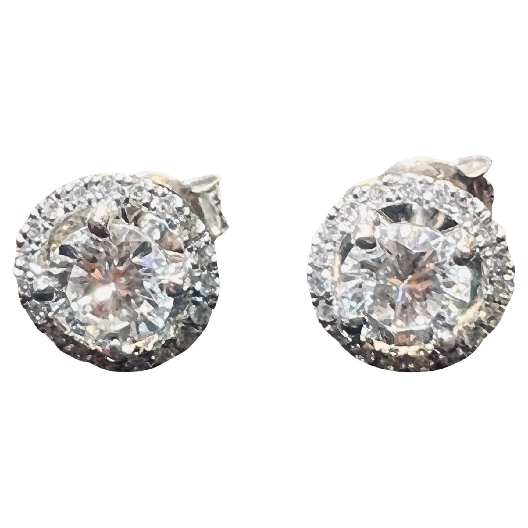 Orecchini a perno in oro bianco 18 carati con diamante da 1,20 carati