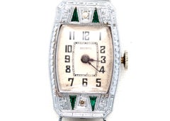 Orologio da polso da donna in stile Art Déco antico con smeraldi e diamanti, Brunvil, anni '20, taglio alla francese