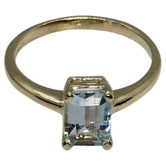 14 Karat Gelbgold Aquamarin Damenring 2.1 Gramm Größe 6