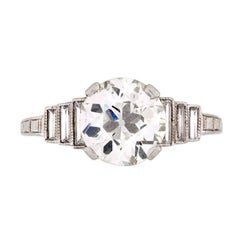 Past Era Art Deco Diamond Ring with Step-Down Diamond Baguette Shoulders