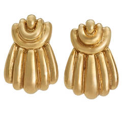 Past Era David Webb Gold Clip Earrings 4