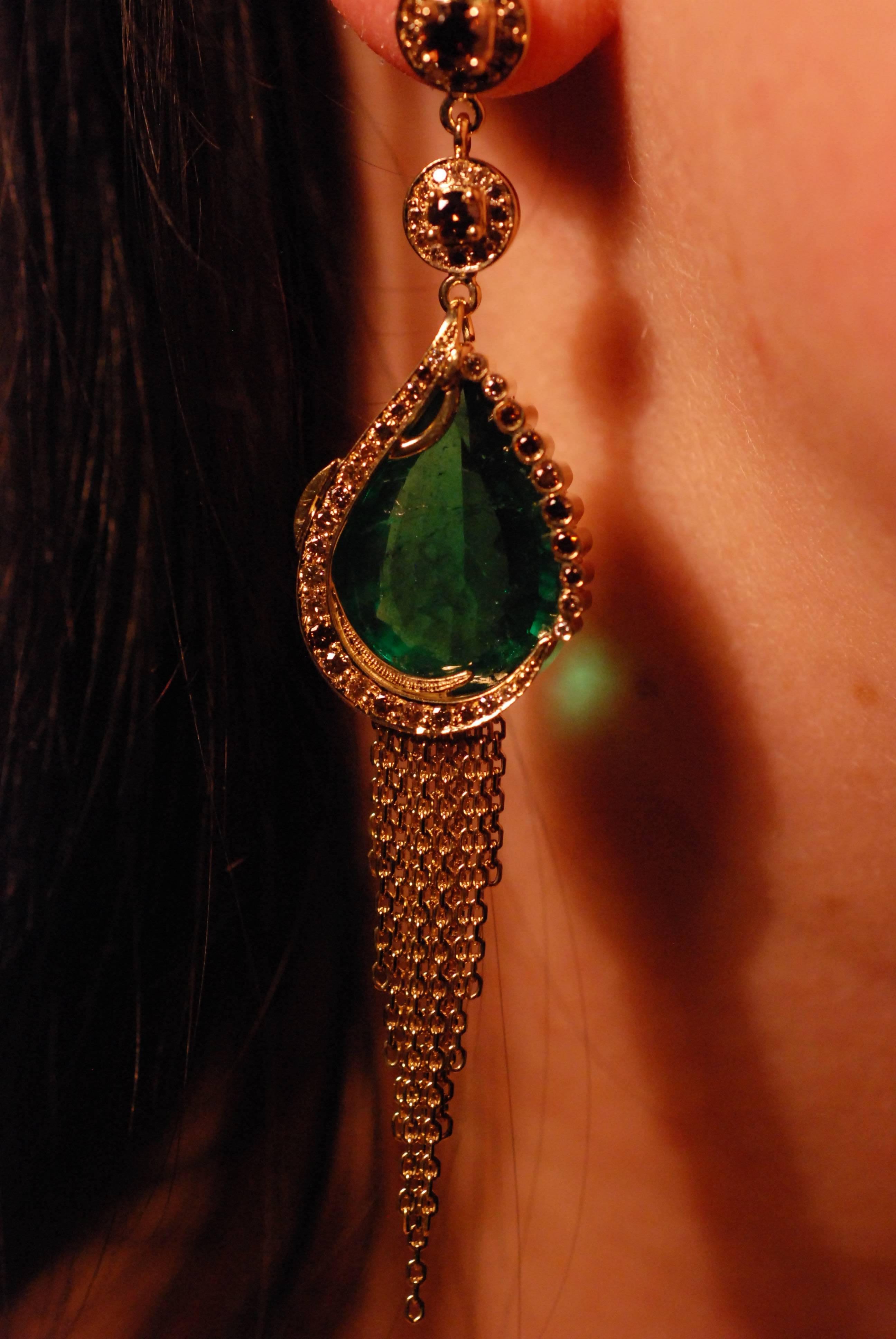 Pear Cut Ana de Costa Yellow Gold Emerald Cognac Diamond Chain Drop Tassel Earrings For Sale