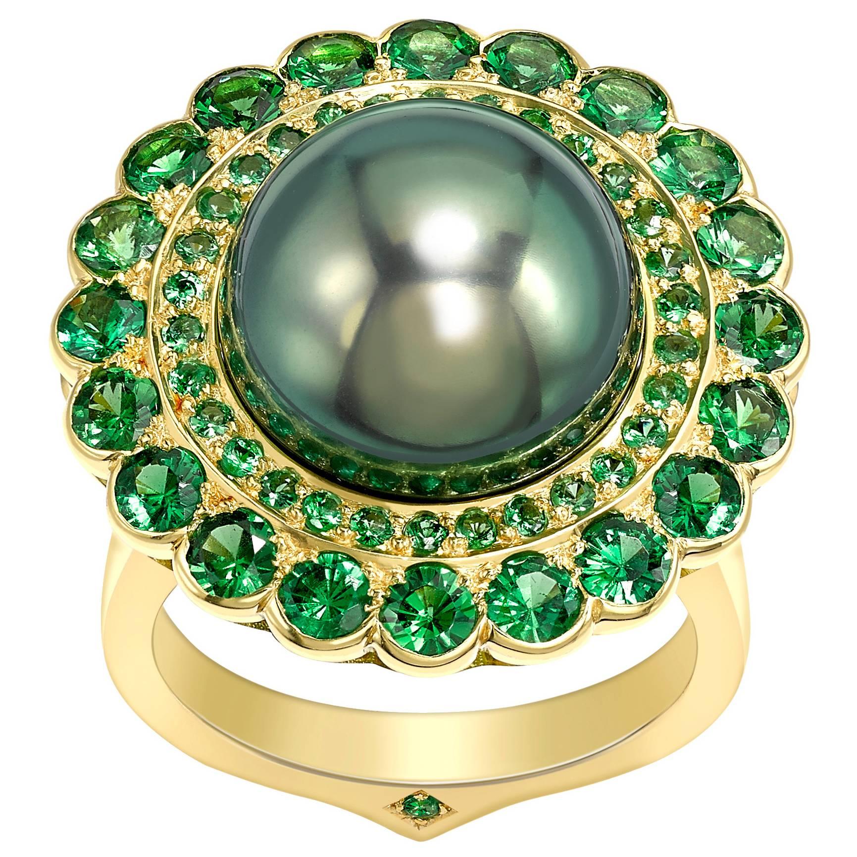 Ana de Costa Black Tahitian Pearl Round Tsavorite Yellow Gold Cocktail Ring For Sale