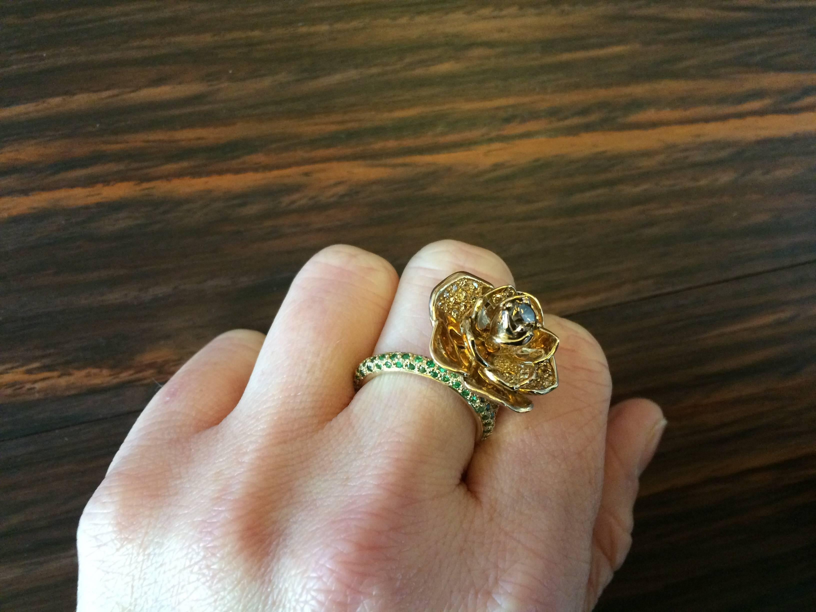 Round Cut Ana de Costa Rose Yellow Gold Round Tsavorite Cognac Diamond Lotus Cocktail Ring For Sale