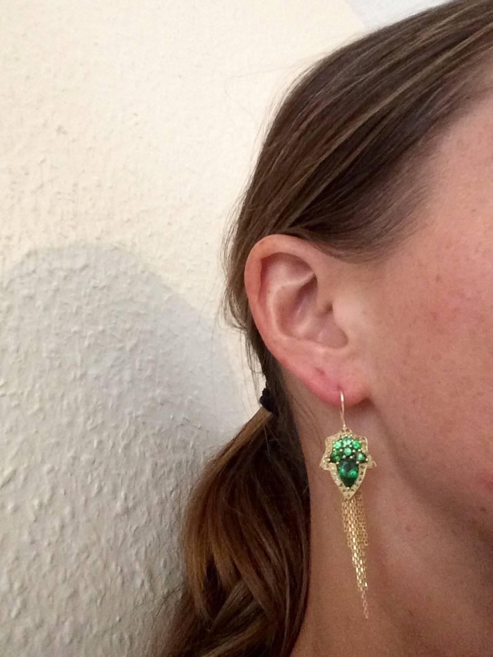 Women's Ana de Costa Yellow Gold Pear Green Tsavorite Cognac Diamond Drop Chain Earrings For Sale