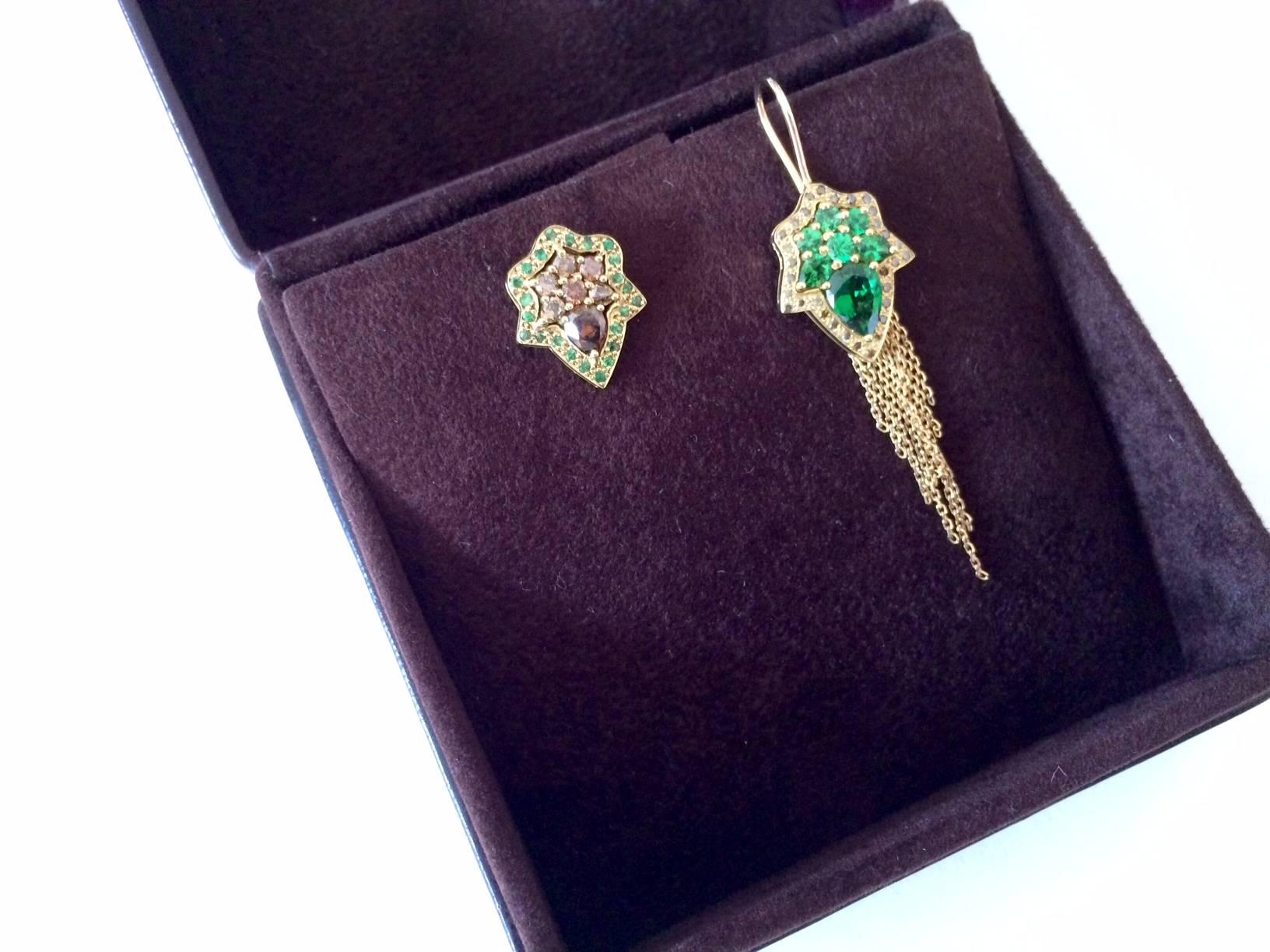 Ana de Costa Yellow Gold Pear Green Tsavorite Cognac Diamond Drop Chain Earrings For Sale 2