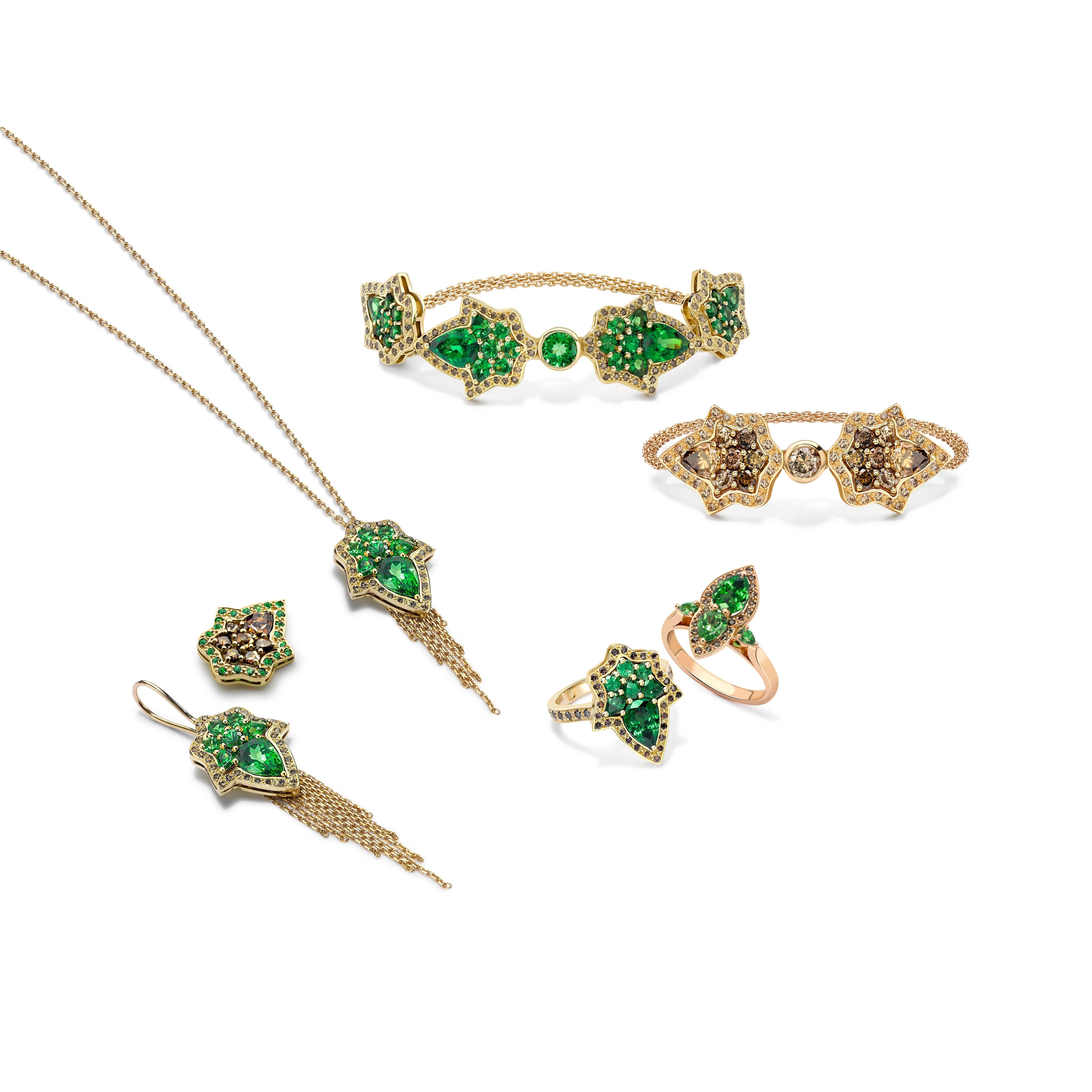 Ana de Costa Yellow Gold Pear Green Tsavorite Cognac Diamond Drop Chain Earrings For Sale 3