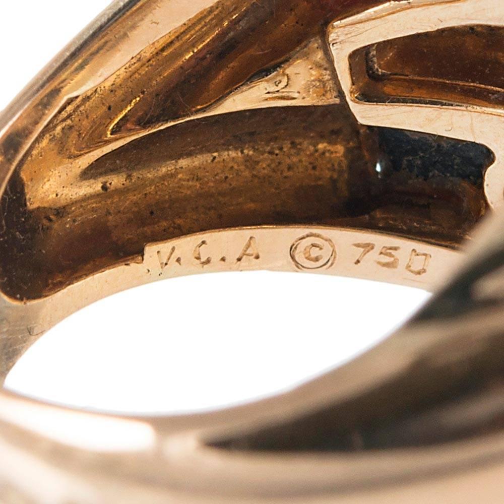 Van Cleef & Arpels Onyx Coral Diamond Gold Ring 1