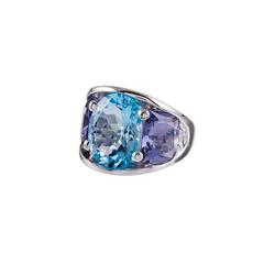 Seaman Schepps 485 Park Avenue Collection Blue Topaz Iolite Gold Ring
