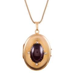 Victorian Cabochon Garnet Diamond Gold Locket 11