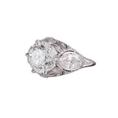 3.48 Carat Diamond platinum Ring with Moval Diamond Accents
