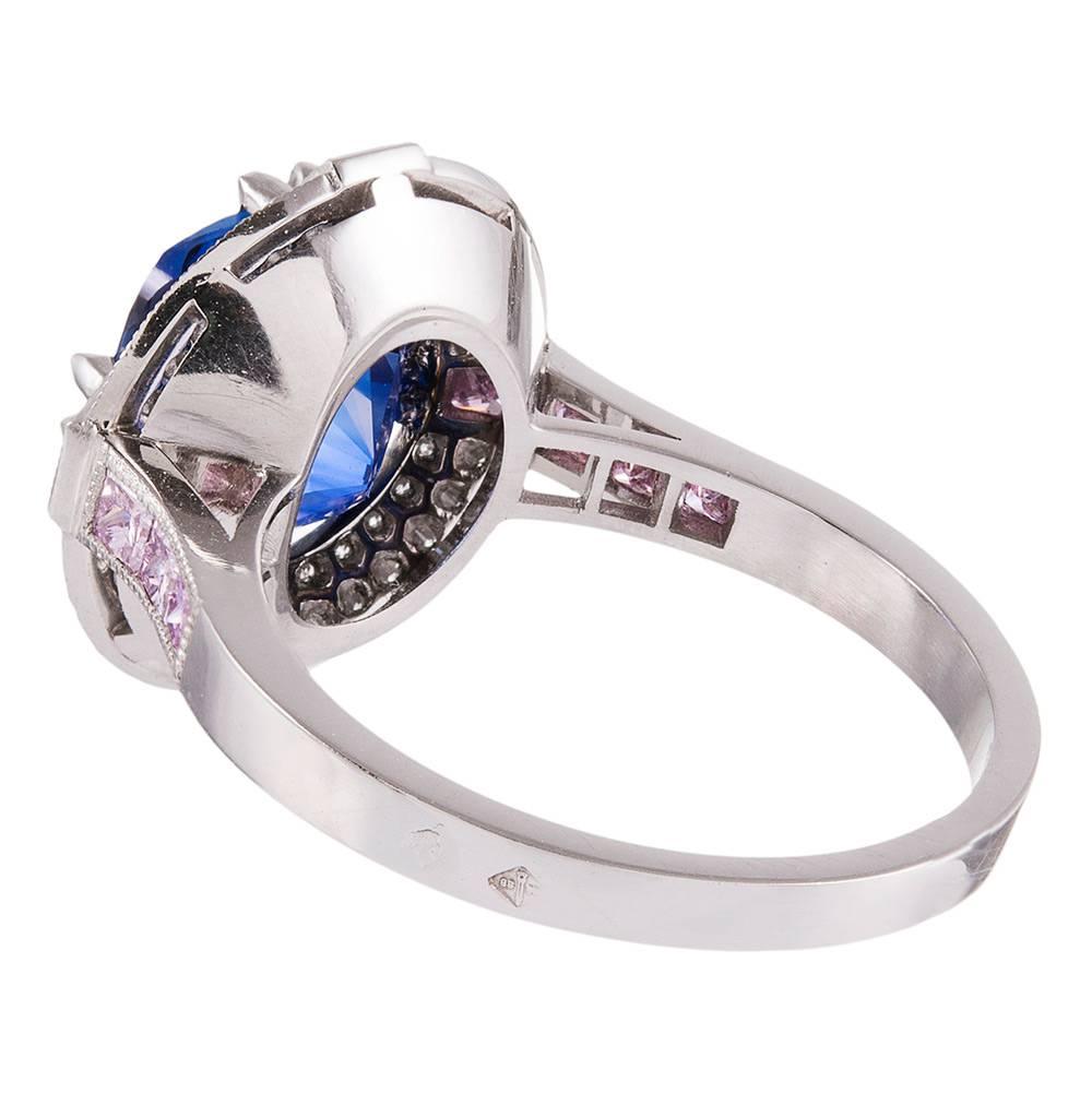 4.33 Carat Sapphire Pink and White Diamond Platinum Ring In Excellent Condition For Sale In Carmel-by-the-Sea, CA