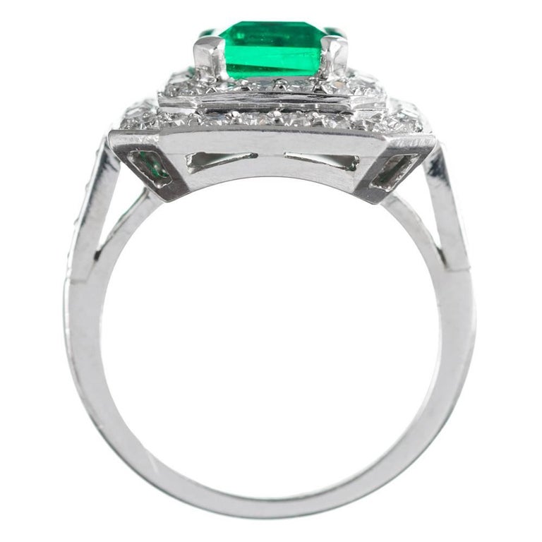 Art Deco 1.20 Carat Colombian Emerald and Diamond Ring For Sale at 1stdibs