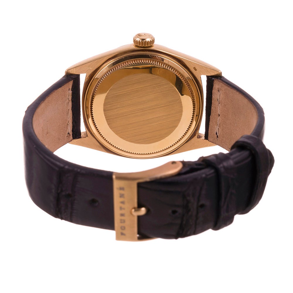 Women's or Men's Rolex Yellow Gold Datejust Smooth Bezel Linen Dial Wristwatch Ref 1600