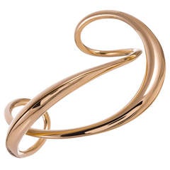 Undulating Knot Gold Bangle Bracelet