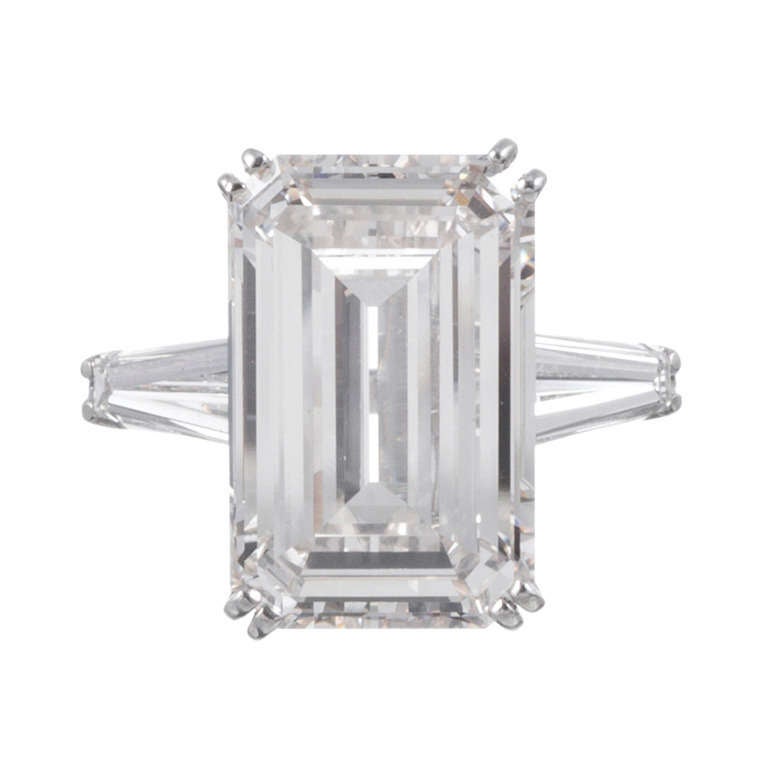 8.85 Carat K/Vvs2 Emerald Cut Diamond Solitaire