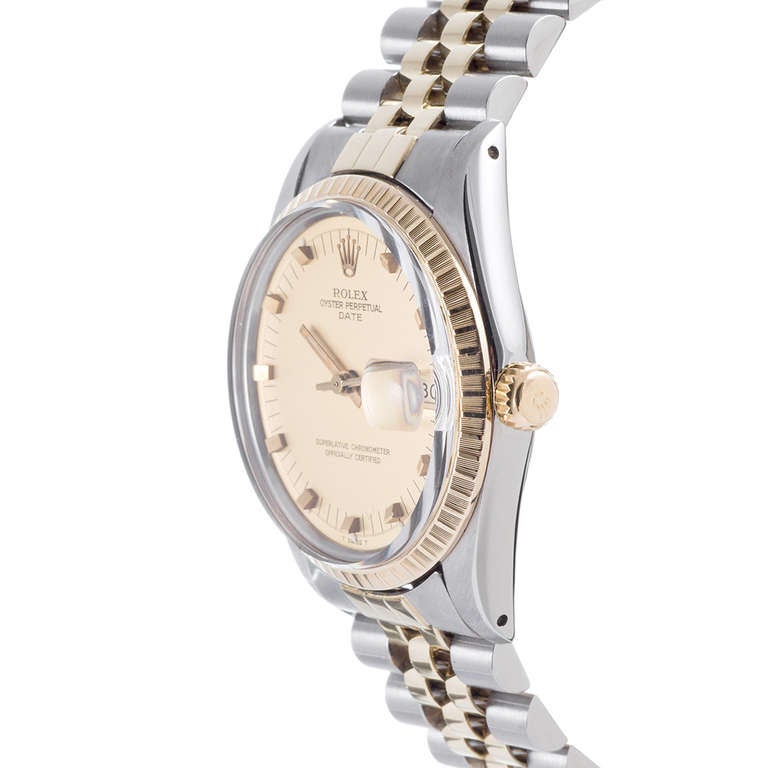 A special twist on classic Rolex style, the Rolex Date wristwatch offers a slightly modest 34mm diameter, yet with the same iconic styling of the more
well-known Datejust. This one has special raised square markers that are
unique to Date models.
