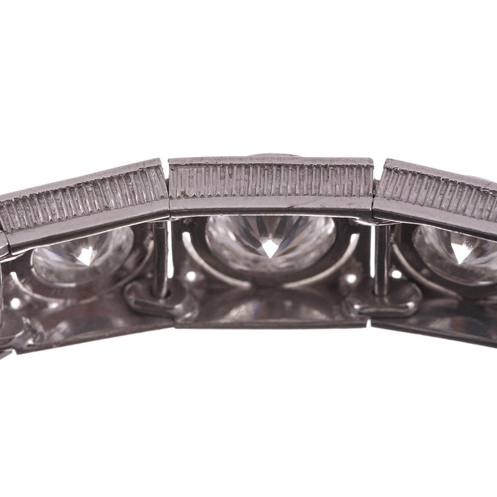 Art Deco Graduated Diamond Line Bracelet In Excellent Condition In Carmel-by-the-Sea, CA