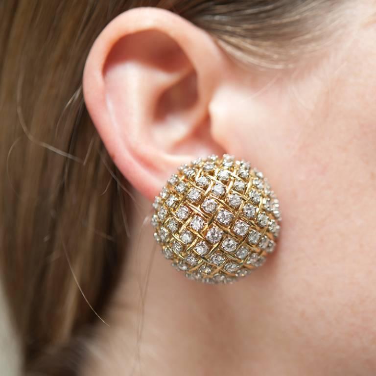 Large Diamond Gold Dome Earrings In Excellent Condition In Carmel-by-the-Sea, CA
