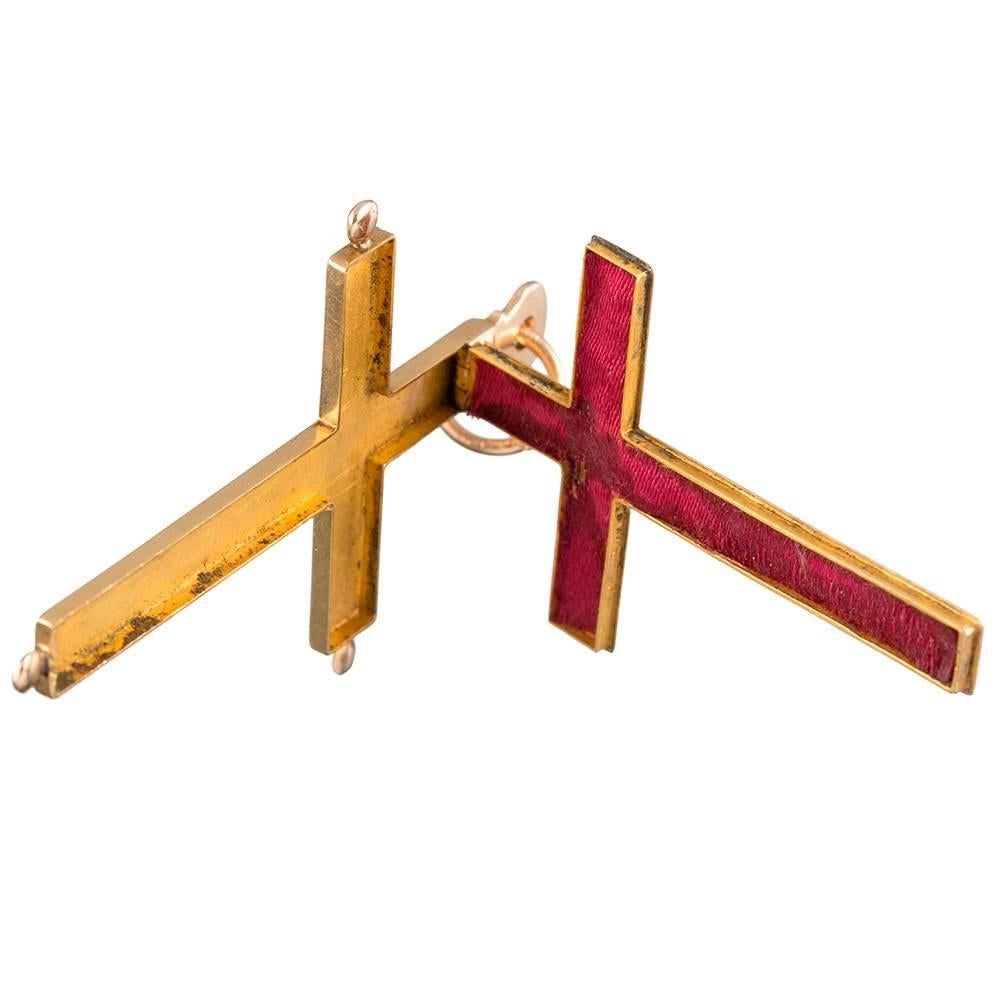 reliquary cross pendant