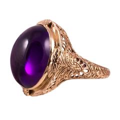 1920s Cabochon Amethyst Gold Filigree Ring
