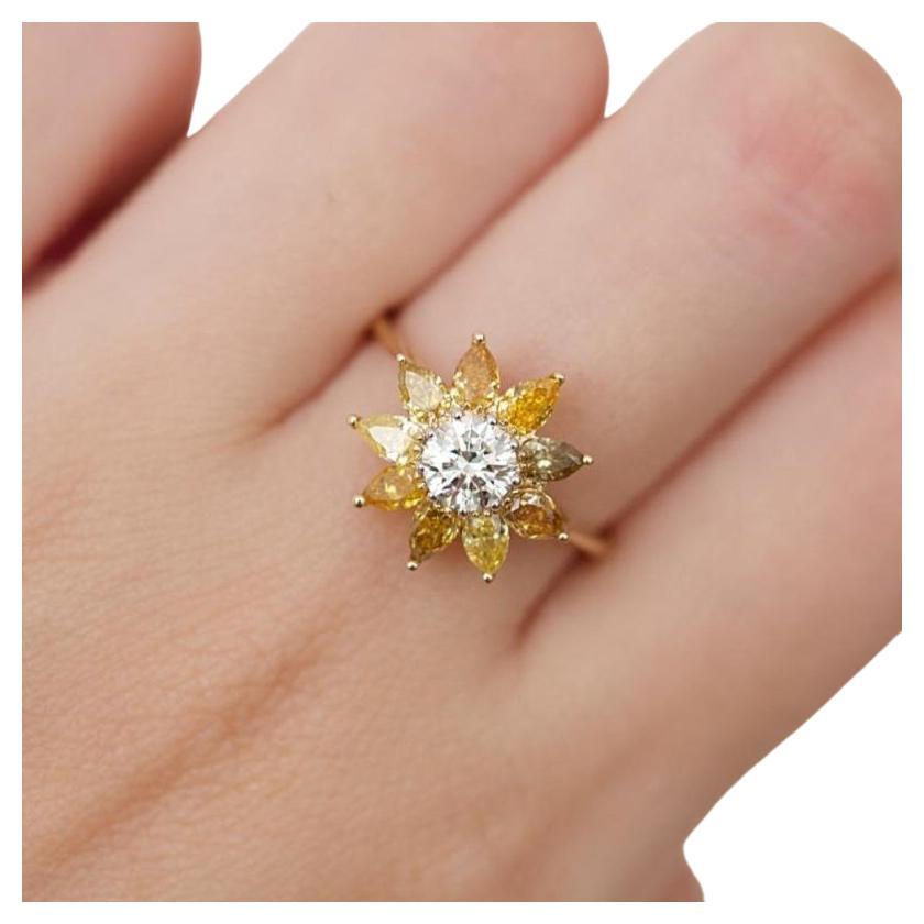 Brilliant Cut Beautiful 18K Yellow Gold Diamond Ring with 1.160 Ct Natural Diamonds, NGI Cert