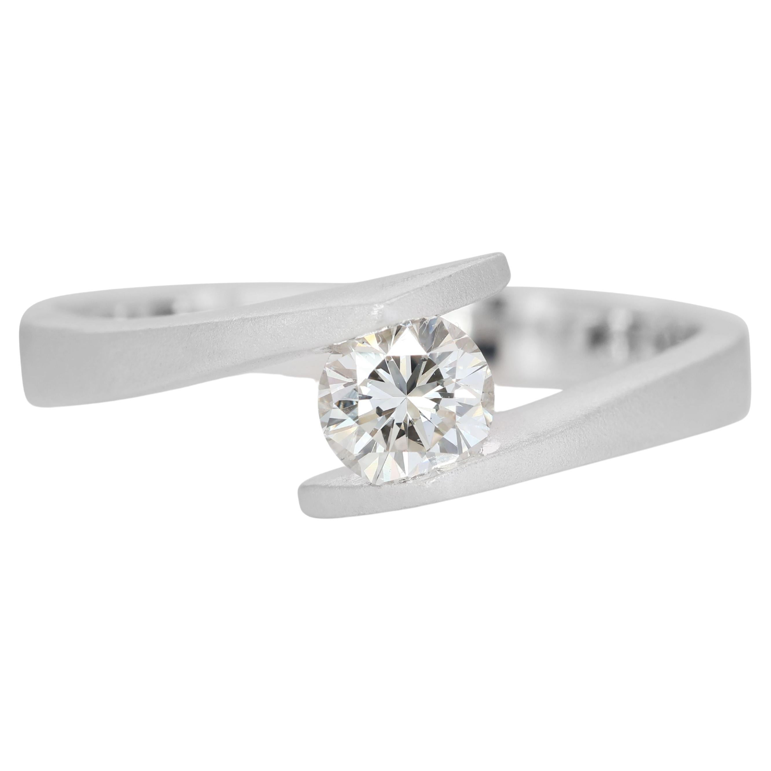 Elegant 18K White Gold Diamond Ring with 0.40 ct Natural Diamonds For Sale