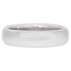 Exquisite Platinum Ring