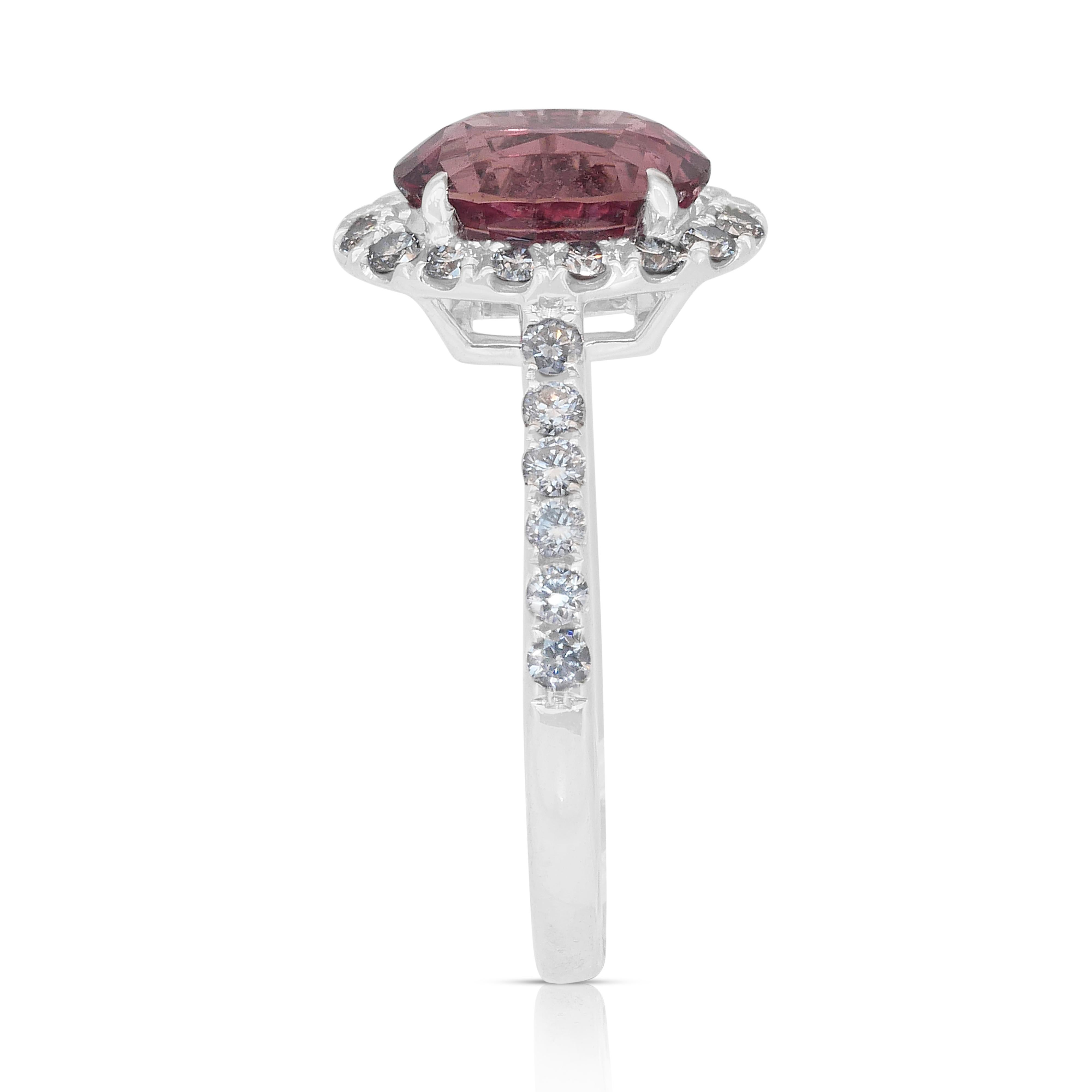 Stupendo anello a grappolo con diamanti e zaffiri Padparadscha da 2,36 carati in vendita 1