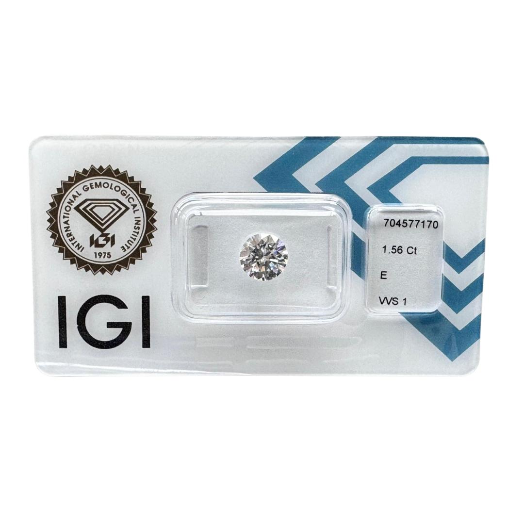Abbagliante diamante a forma rotonda con taglio ideale triplo eccellente da 1.56 carati - certificato IGI

Scopri l'apice della perfezione dei diamanti con questo diamante tondo brillante da 1,56 carati. Caratterizzato dall'ambito taglio ideale