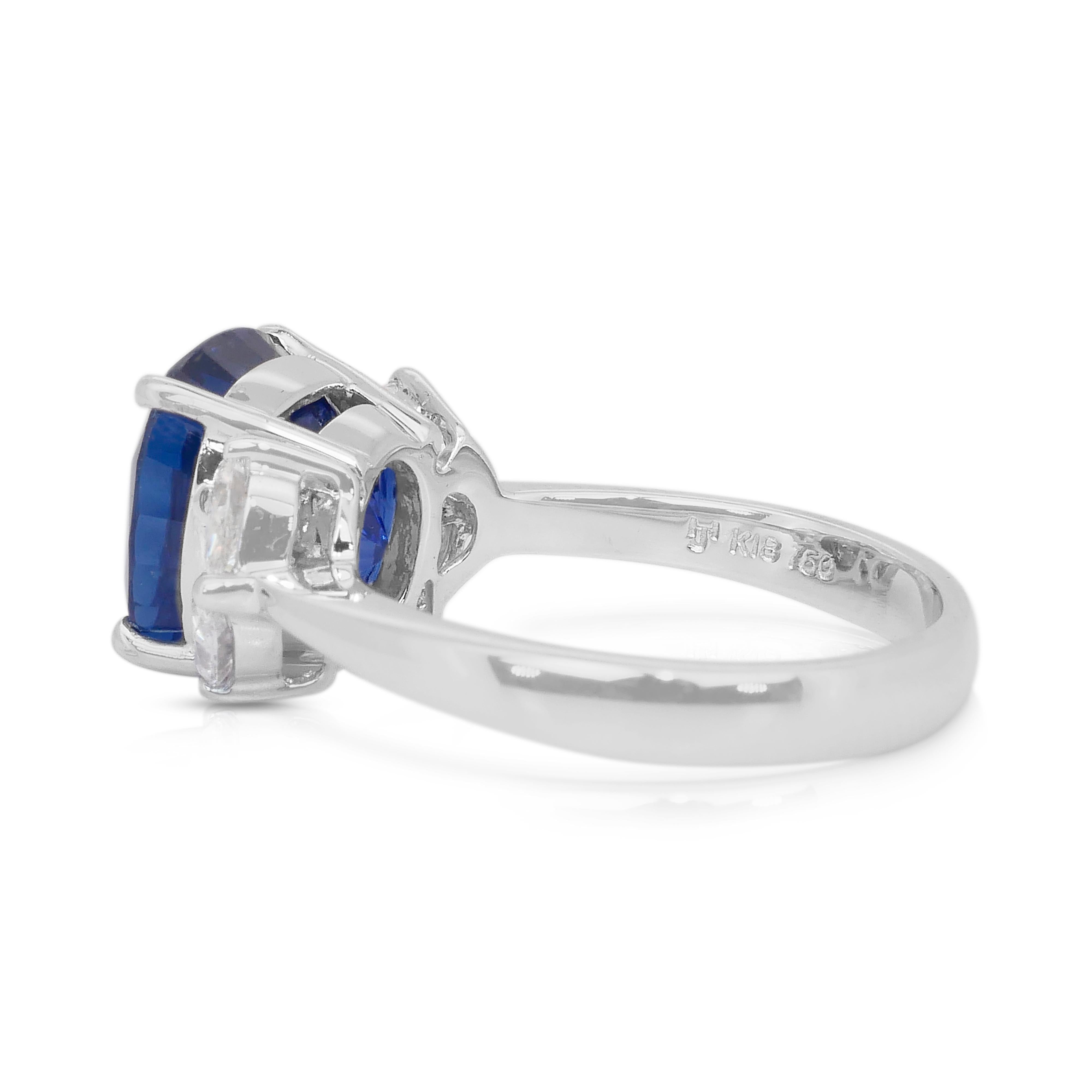 Fesselnder 5,70ct Saphir und Diamanten Ring in 18k Weißgold - GIA zertifiziert Damen im Angebot