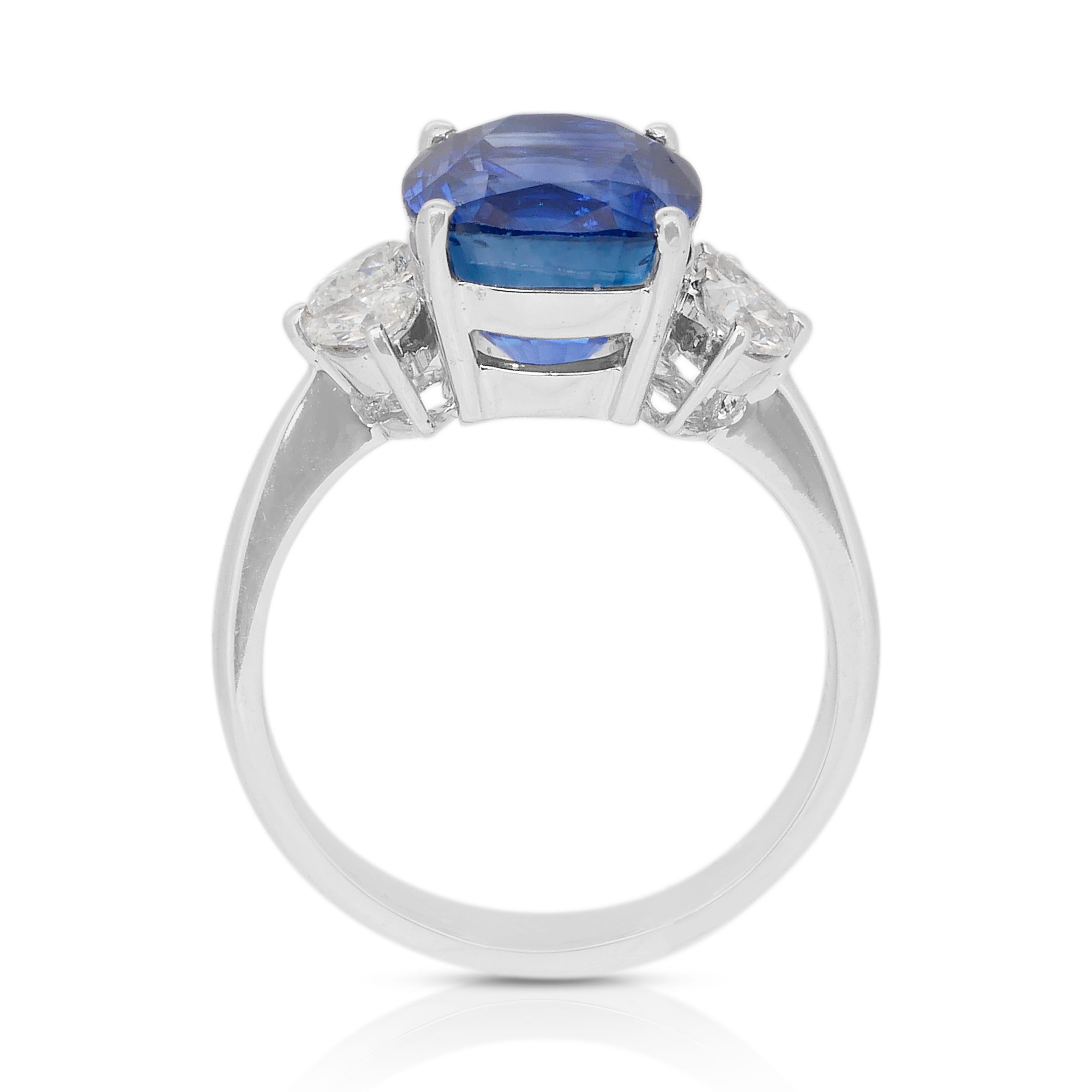 Fesselnder 5,70ct Saphir und Diamanten Ring in 18k Weißgold - GIA zertifiziert im Angebot 3