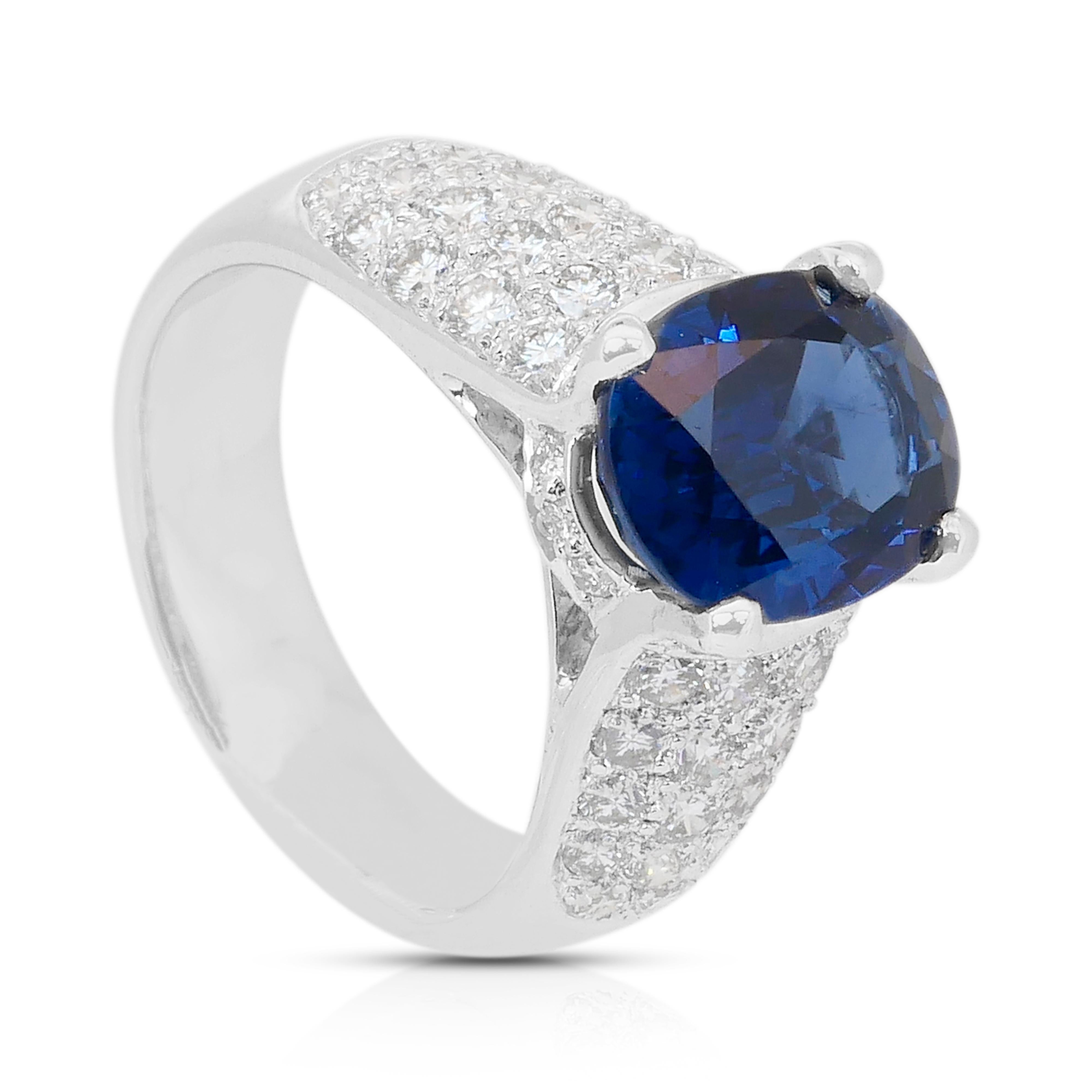 Prächtiger 5,28ct Saphir und Diamanten Ring in 18k Weißgold - GIA zertifiziert im Angebot 3