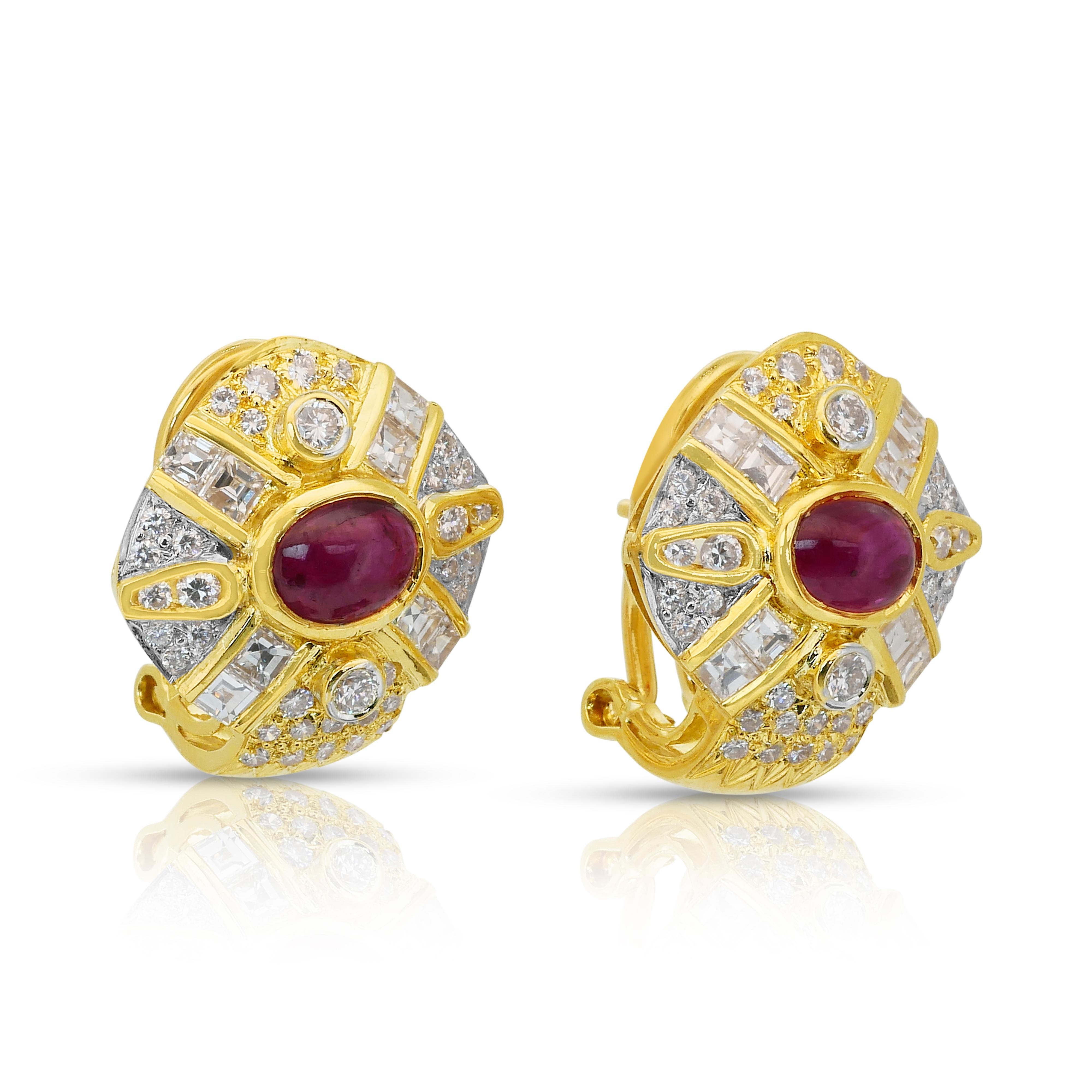Boucles d'oreilles en or jaune 18k avec rubis et diamants de 3,79ct - certifié IGI Neuf - En vente à רמת גן, IL