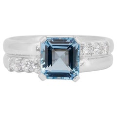 Magnifique bague en or blanc 18k avec aigue-marine et diamants de 4,11ct