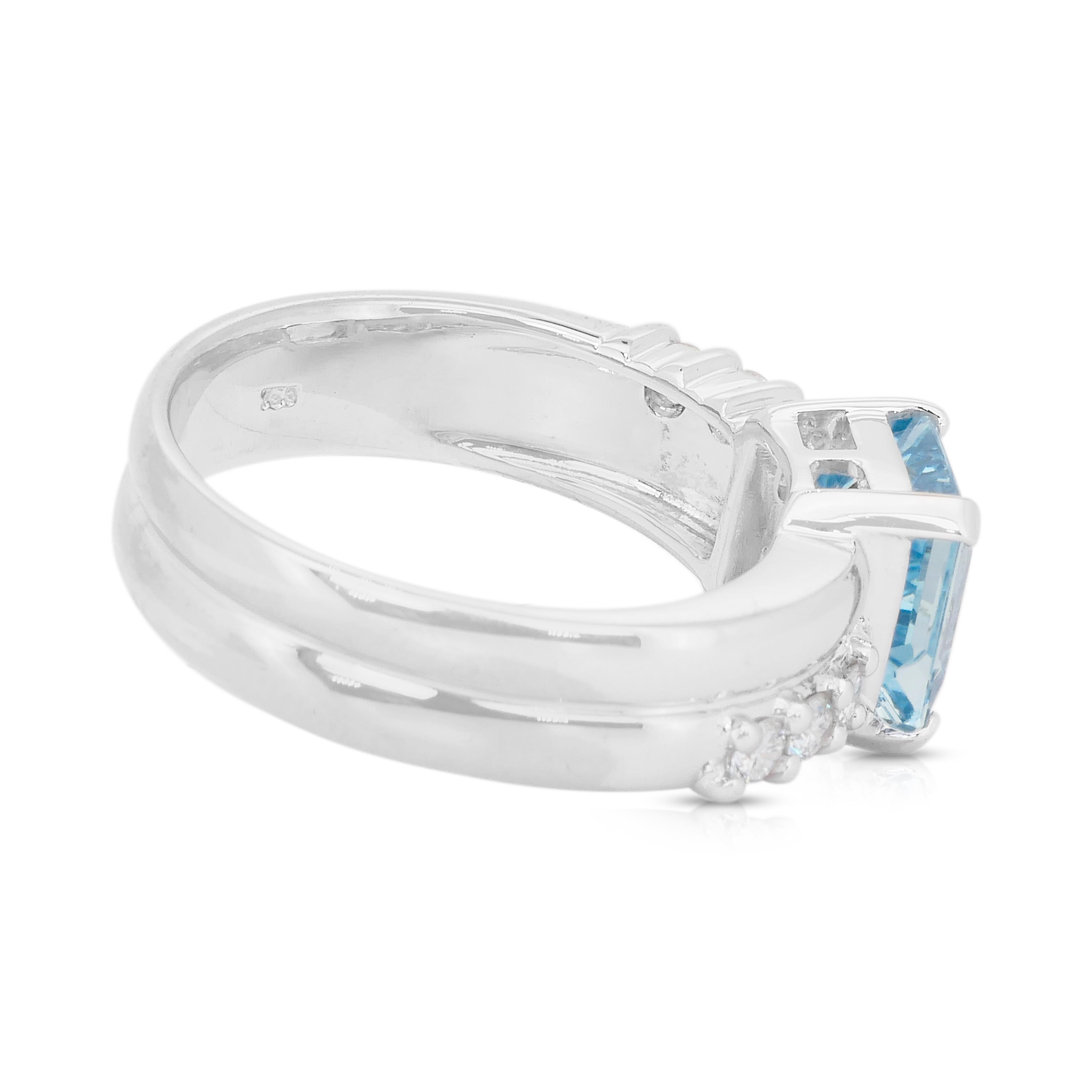 Faszinierender 4,11ct Aquamarin und Diamanten Cluster Ring in 18k Weißgold im Angebot 1