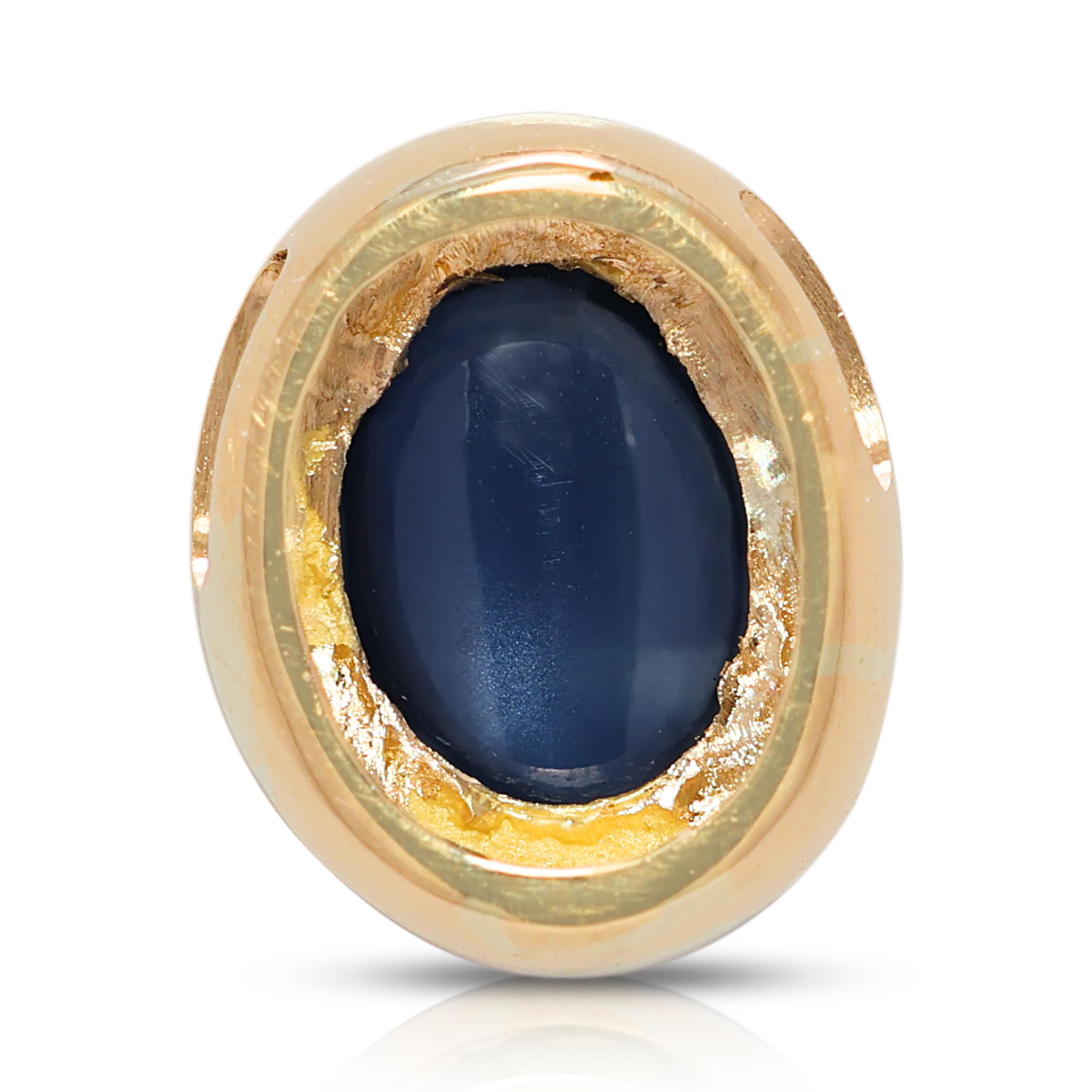 Exquisiter 0,08ct Saphir-Anhänger in 18K Gelbgold im Angebot 1