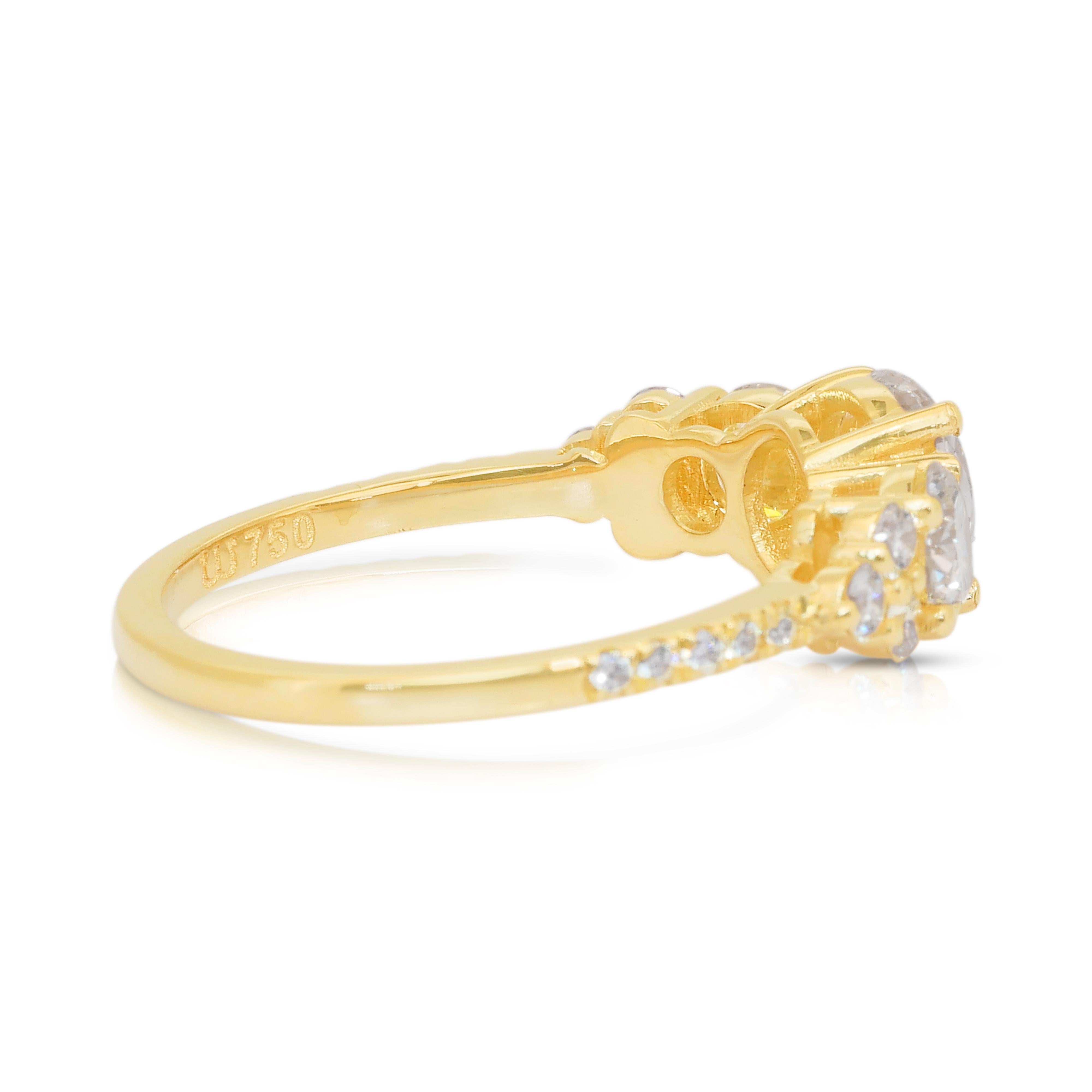 Éblouissante bague à 3 pierres en or jaune 18 carats de 2,17 ct de diamants - certifiée IGI Neuf - En vente à רמת גן, IL