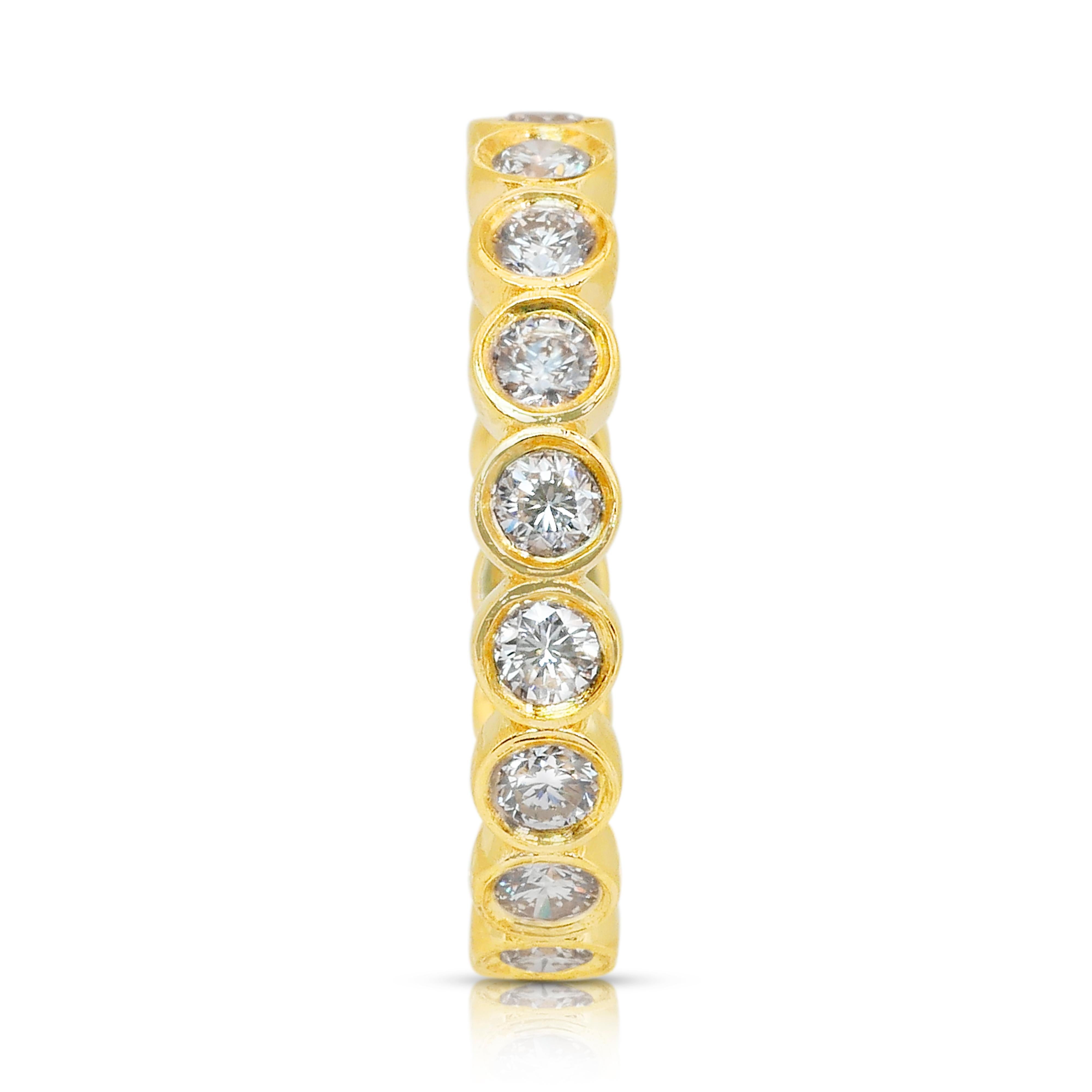 Anello Eternità senza tempo con 1,35 carati di diamanti in oro giallo 18 carati - Certificato IGI in vendita 1
