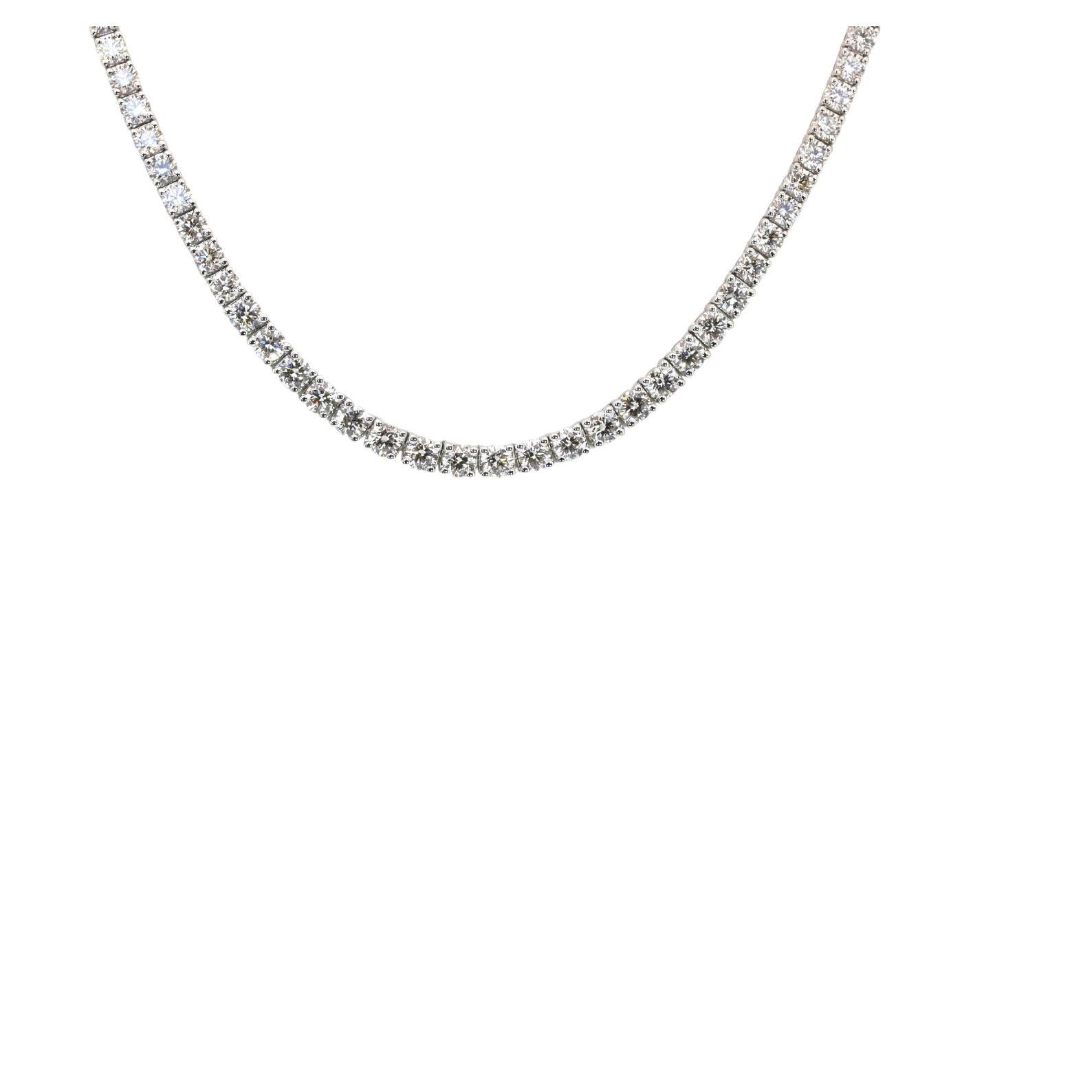 Collana con diamanti da 15,20 carati, certificata IGI, in oro bianco 18 carati in vendita