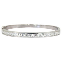 2.86 Carats IGI Certified Platinum Diamond Bangle