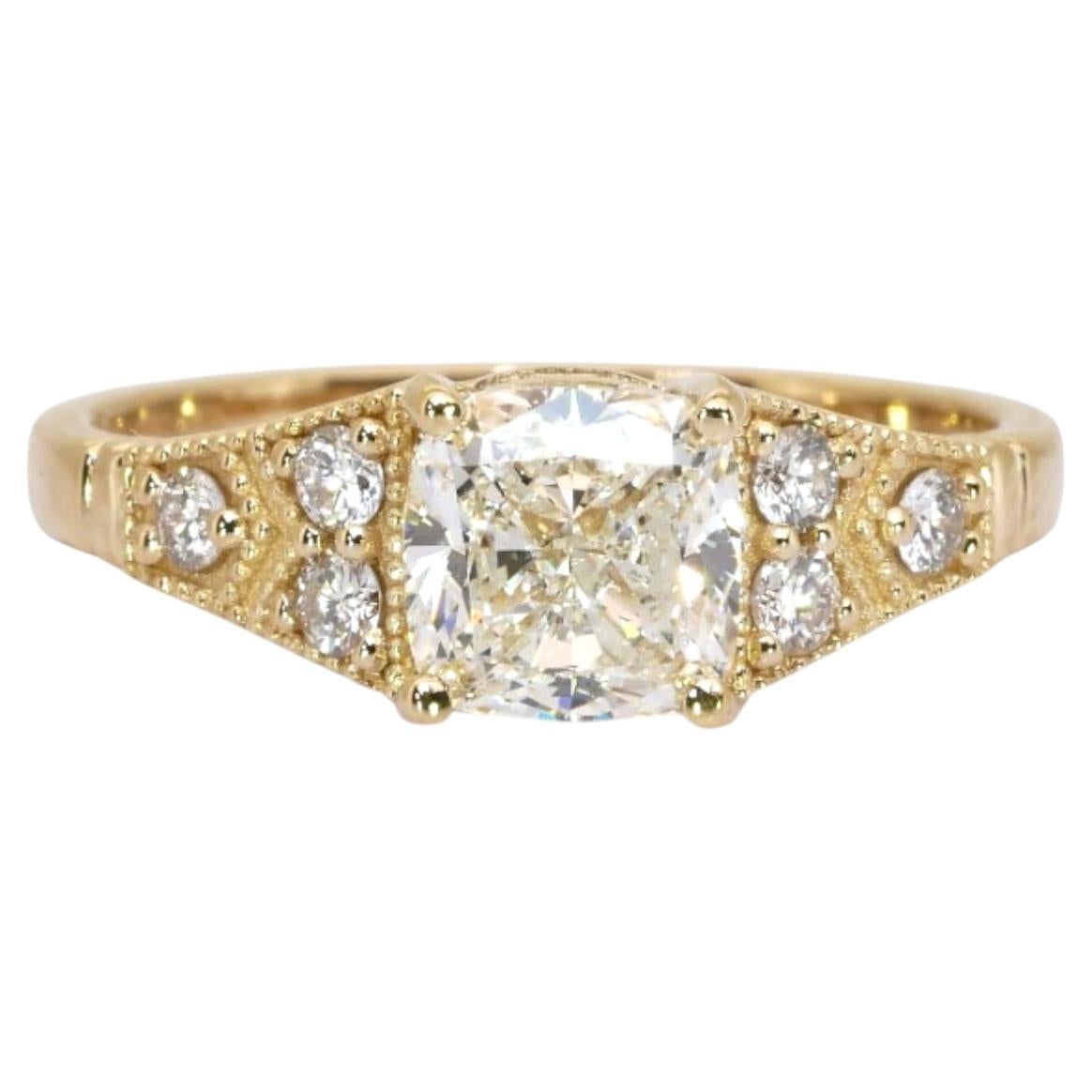 Anillo de oro amarillo de 18 quilates con pavé de diamantes de 1,70 quilates, certificado por el IGI en venta