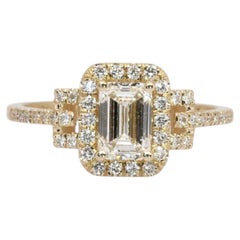 1.16 Carats IGI-Certified 18k Yellow Gold Natural Diamond Emerald Cut Halo Ring