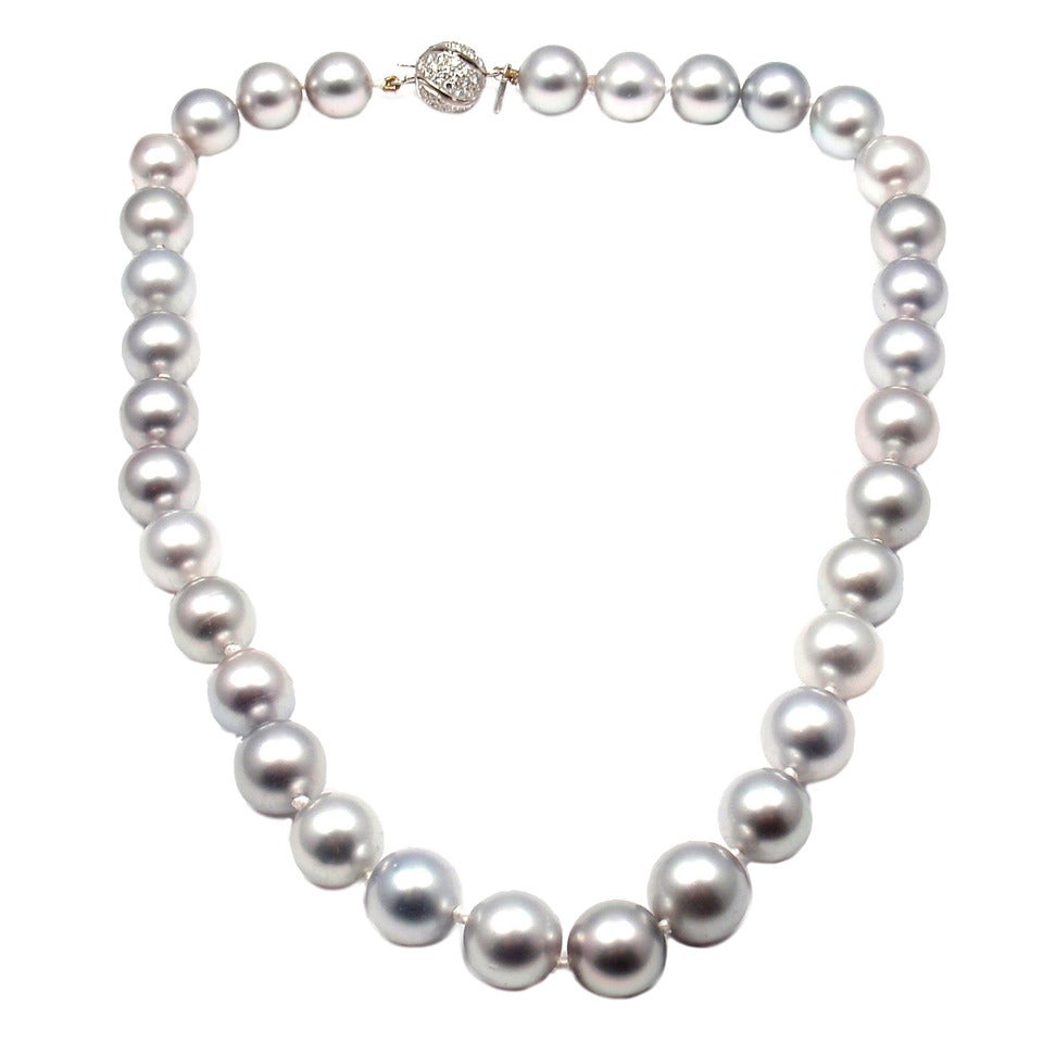Harry Winston Grey Tahitian 10mm - 12mm Pearl  Necklace
