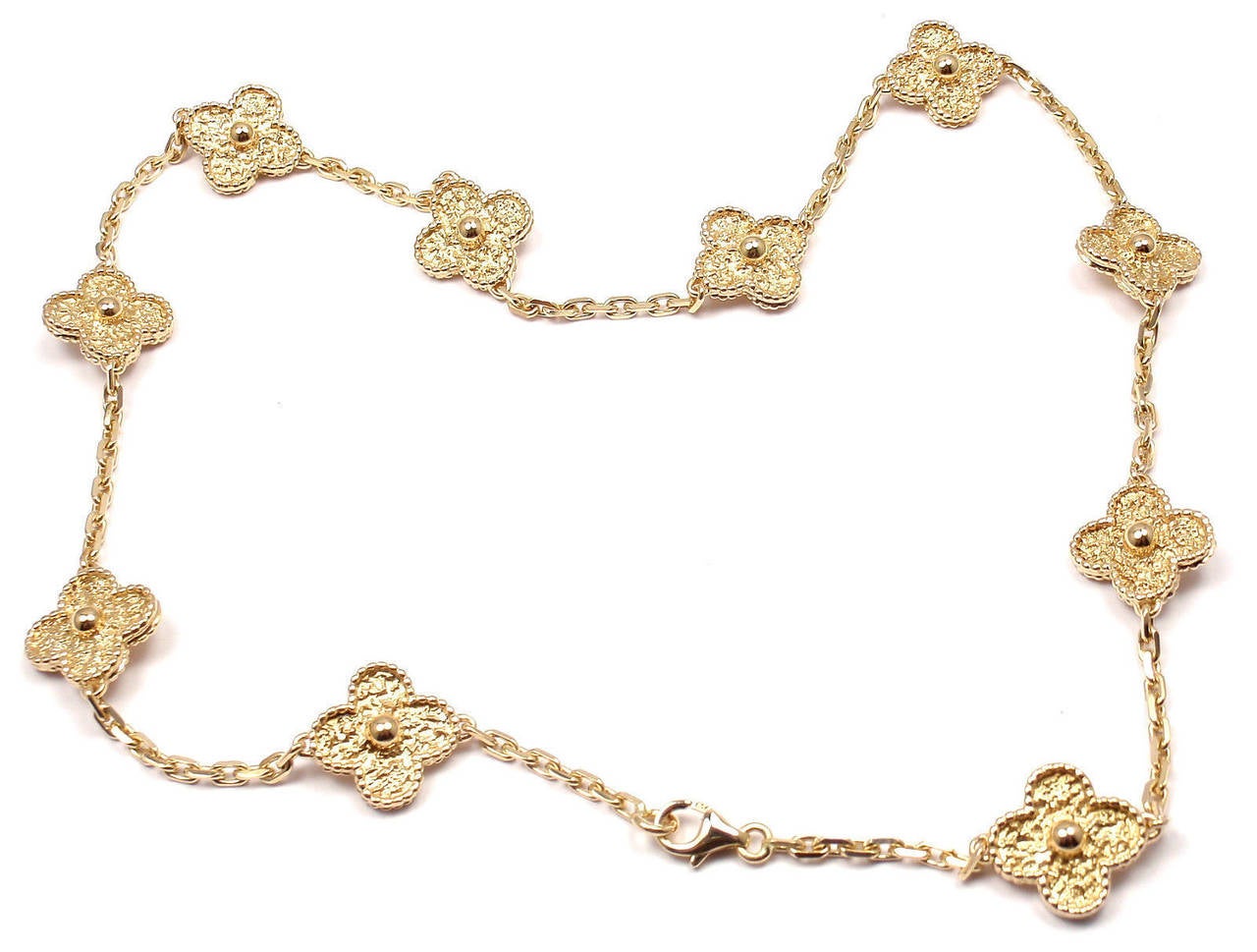 18k Yellow Gold Vintage Alhambra 10 Motif Necklace by Van Cleef & Arpels. 
This necklace comes with VCA box & VCA certificate.

Details: 
Length: 16.5