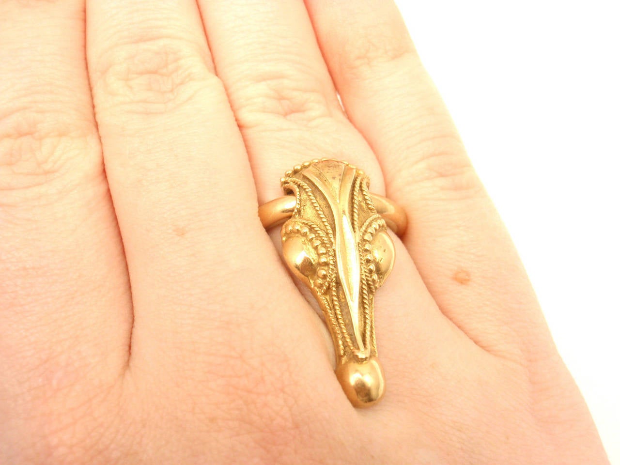 Ilias Lalaounis Gold Seahorse Ring In New Condition In Holland, PA
