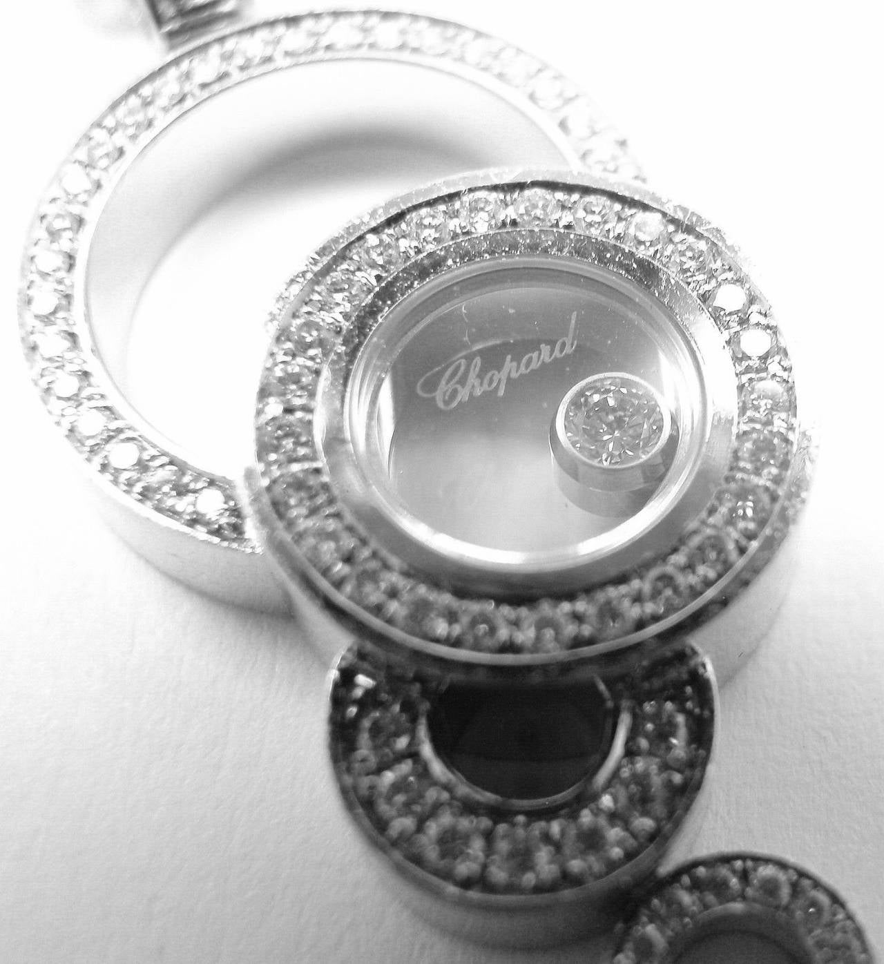 Chopard Happy Bubbles Diamond White Gold Pendant Necklace In New Condition In Holland, PA